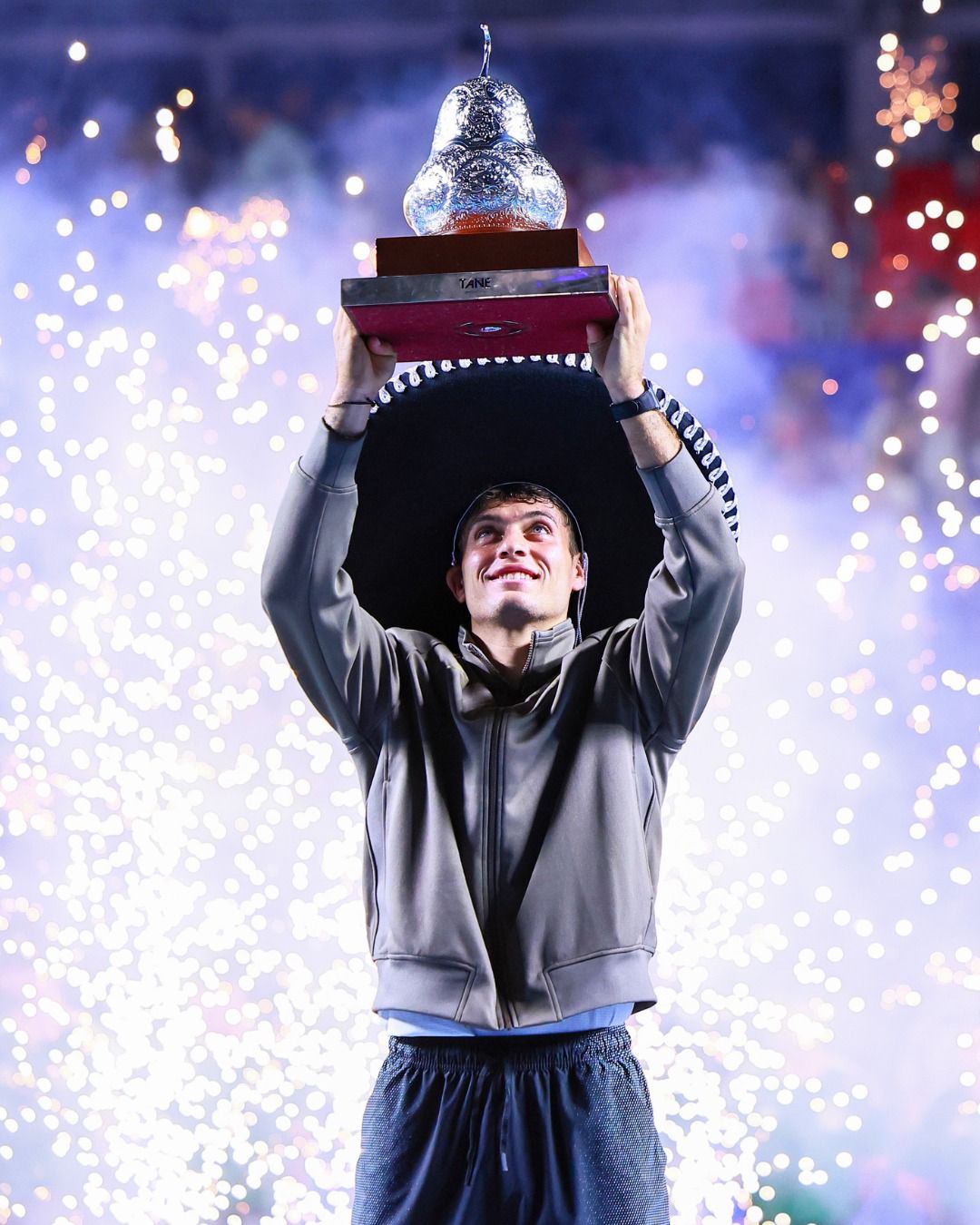 Historic Titles & Finals: Extraordinary Weekend